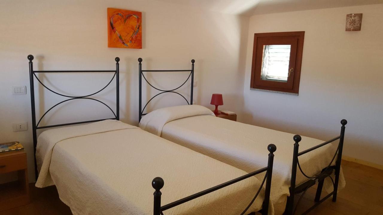 Casa Sant'Anna Apartment Lotzorai Bagian luar foto